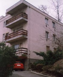 Injection of an apartment building foundation